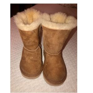 UGG Bailey boots